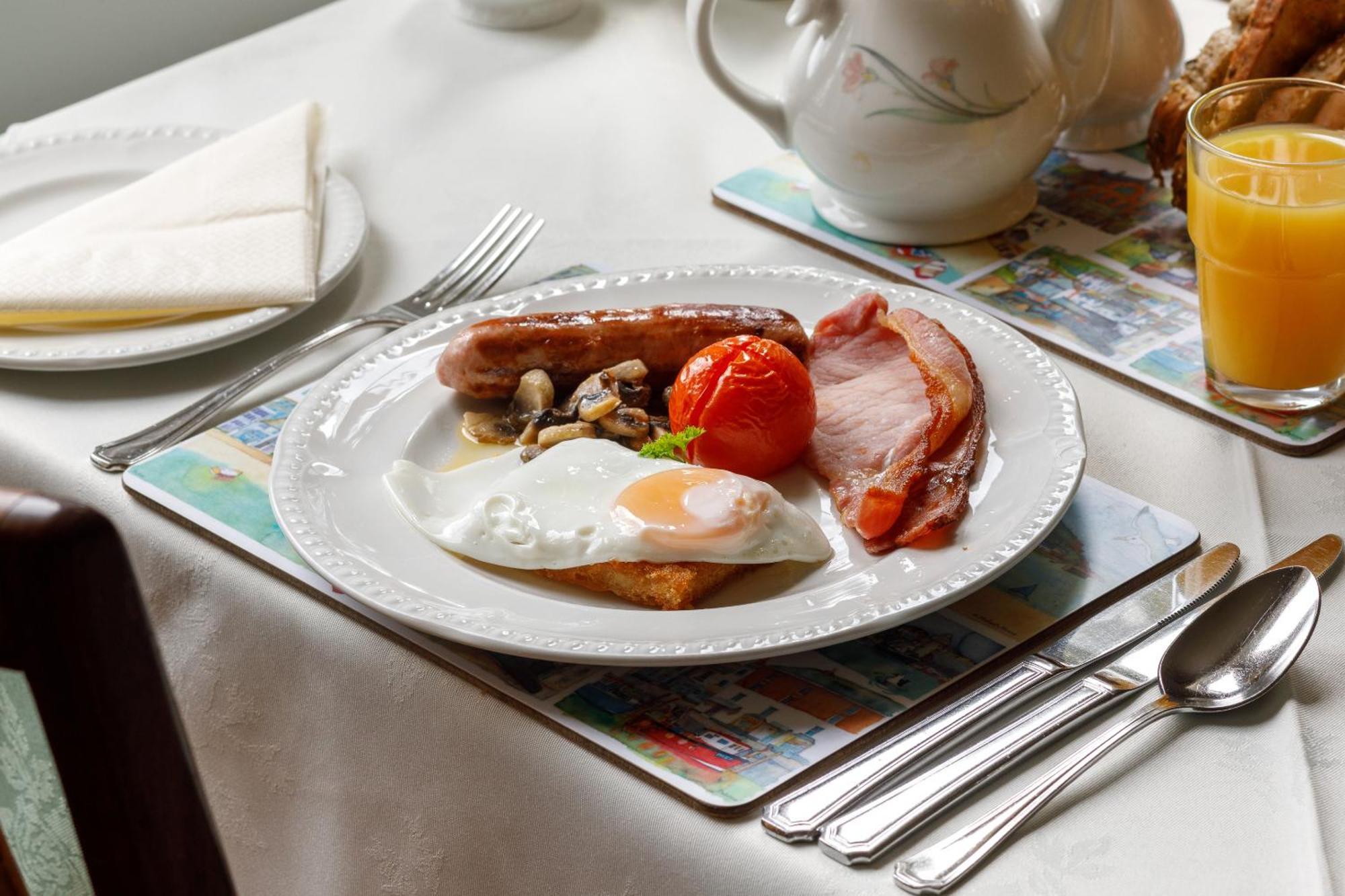 Bucklawren Farm Bed & Breakfast Looe Bagian luar foto